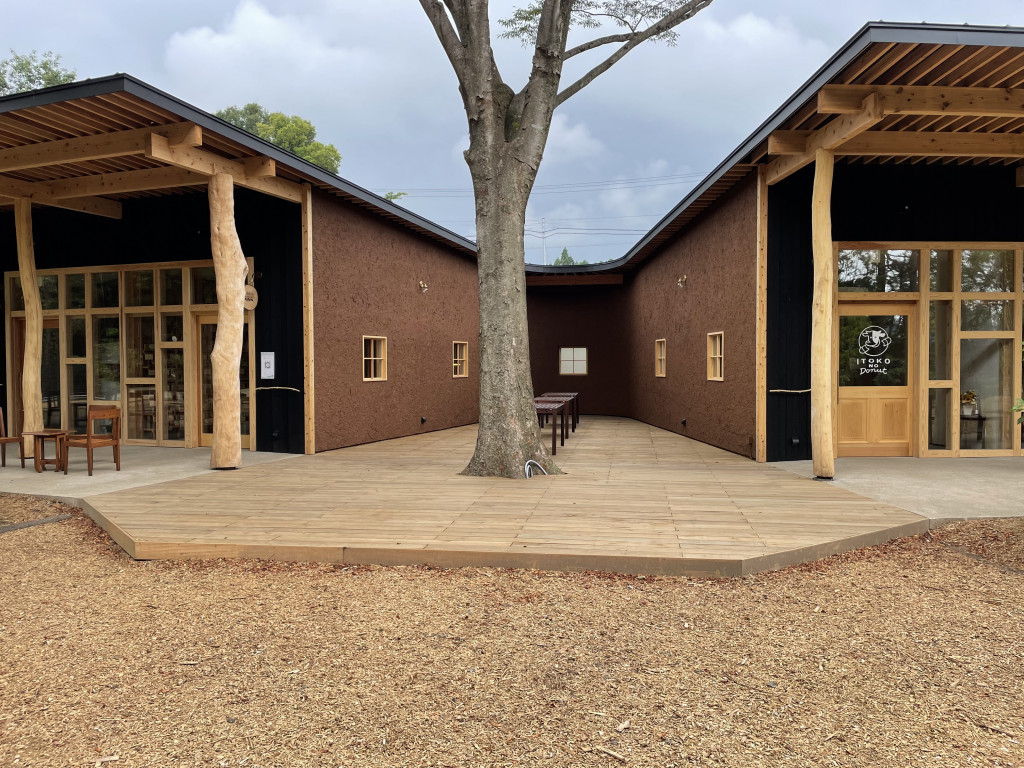 栃木県 那須GOODNEWSプロジェクト ウッドデッキ工事(国産クリ材)