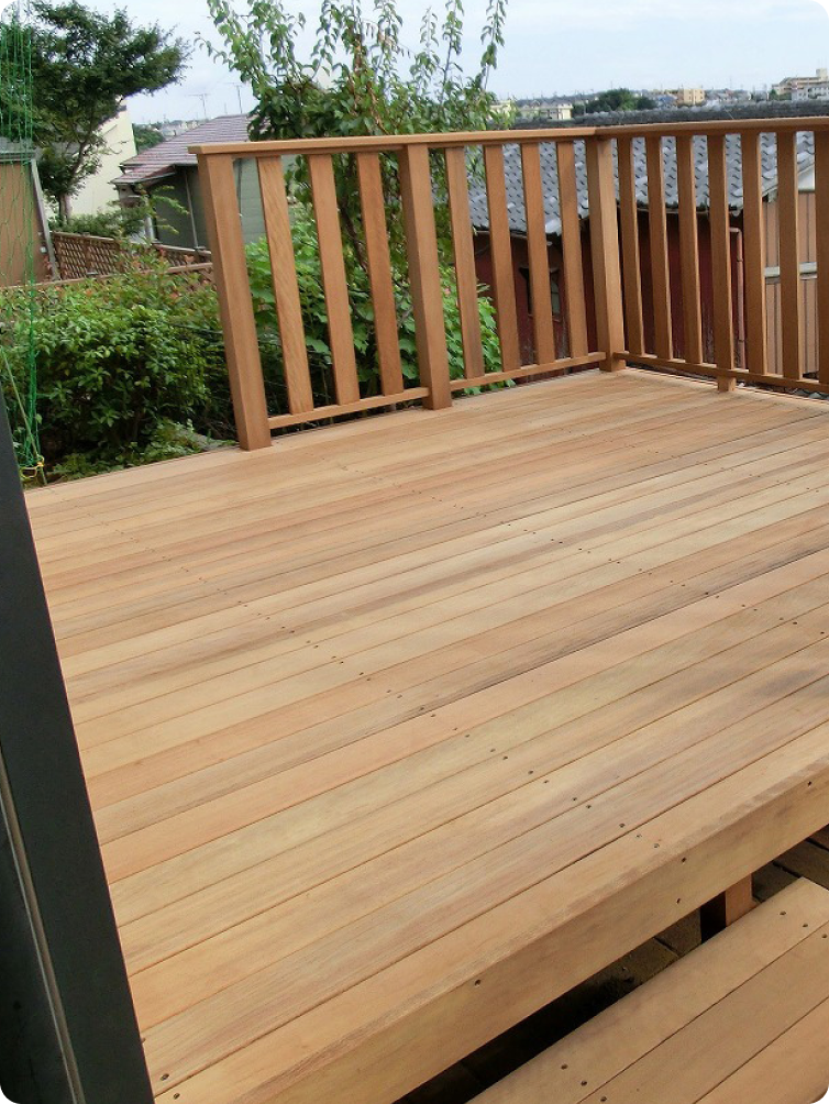 東京都八王子市 ウッドデッキ工事(グリーンハート) 個人住宅